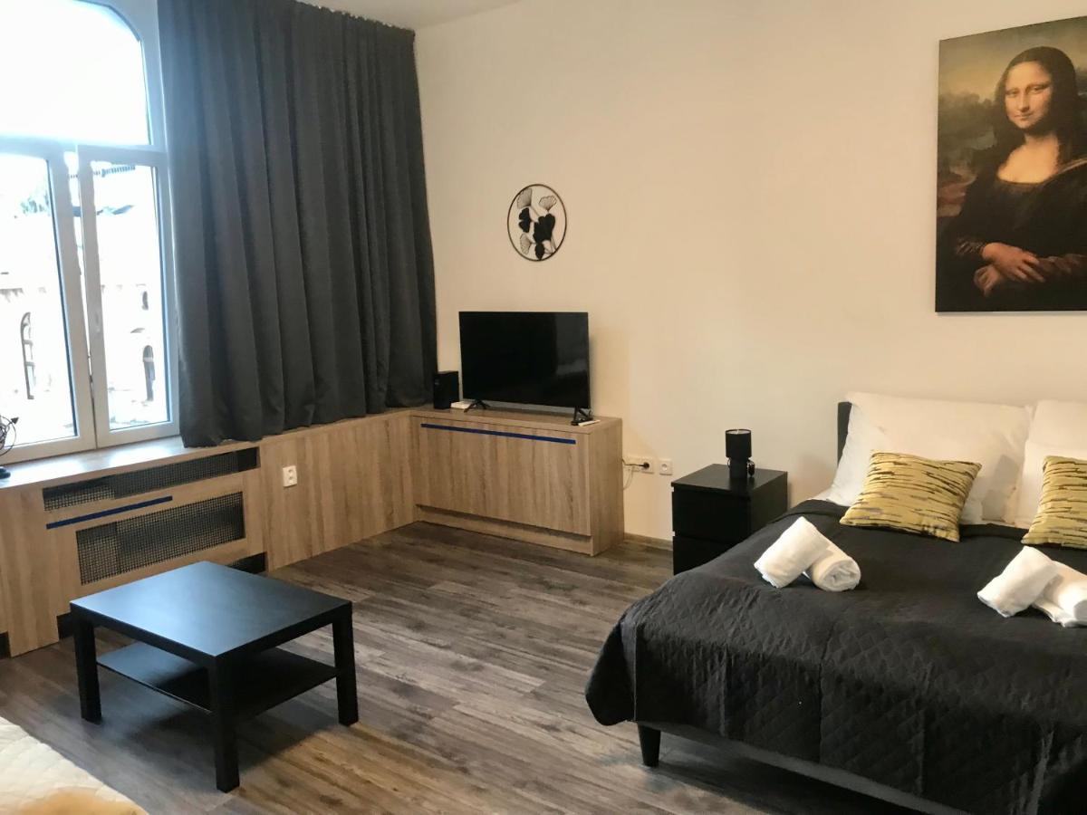 Old Town Boutique Apartments Liberec Esterno foto