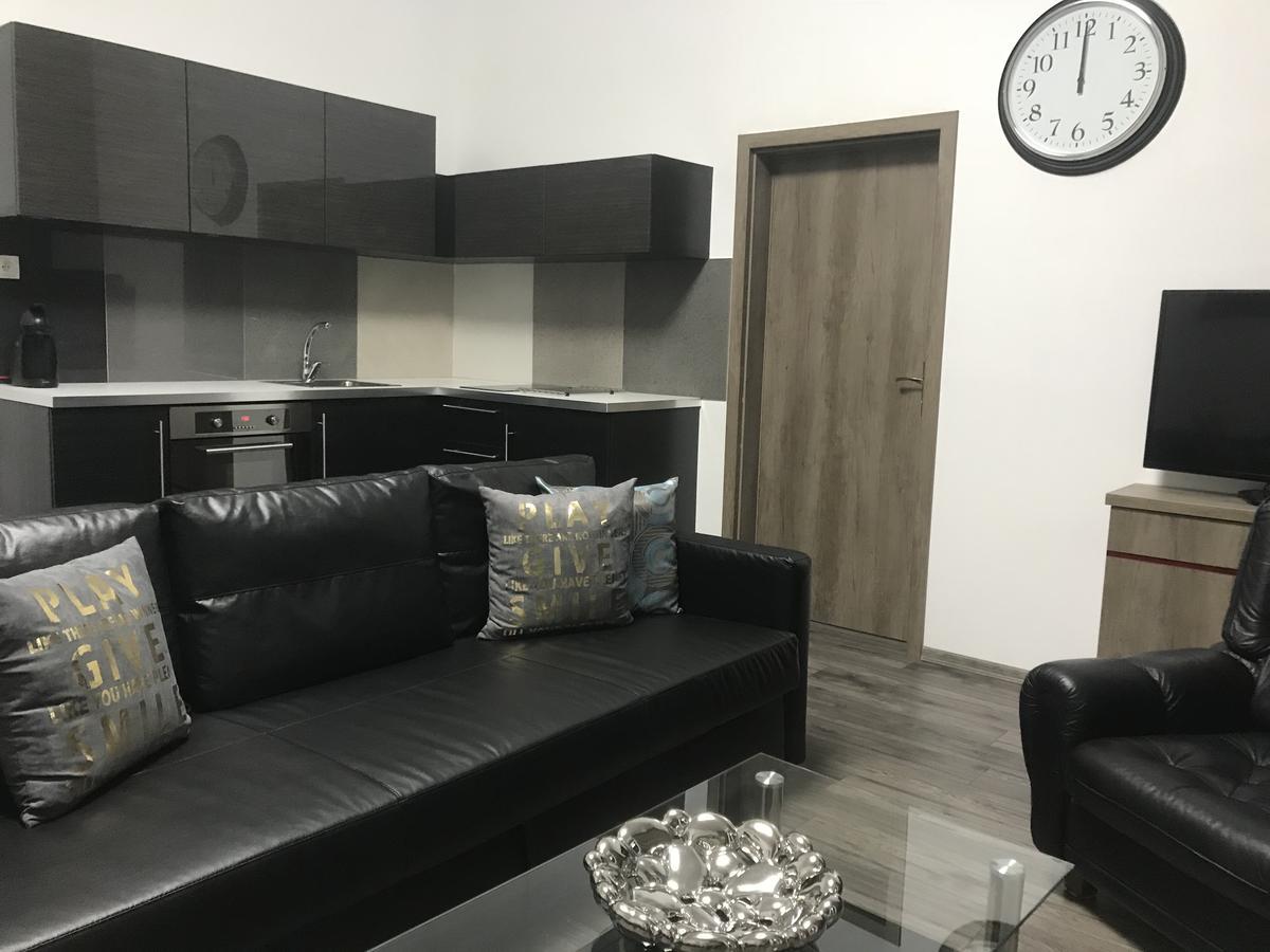 Old Town Boutique Apartments Liberec Esterno foto