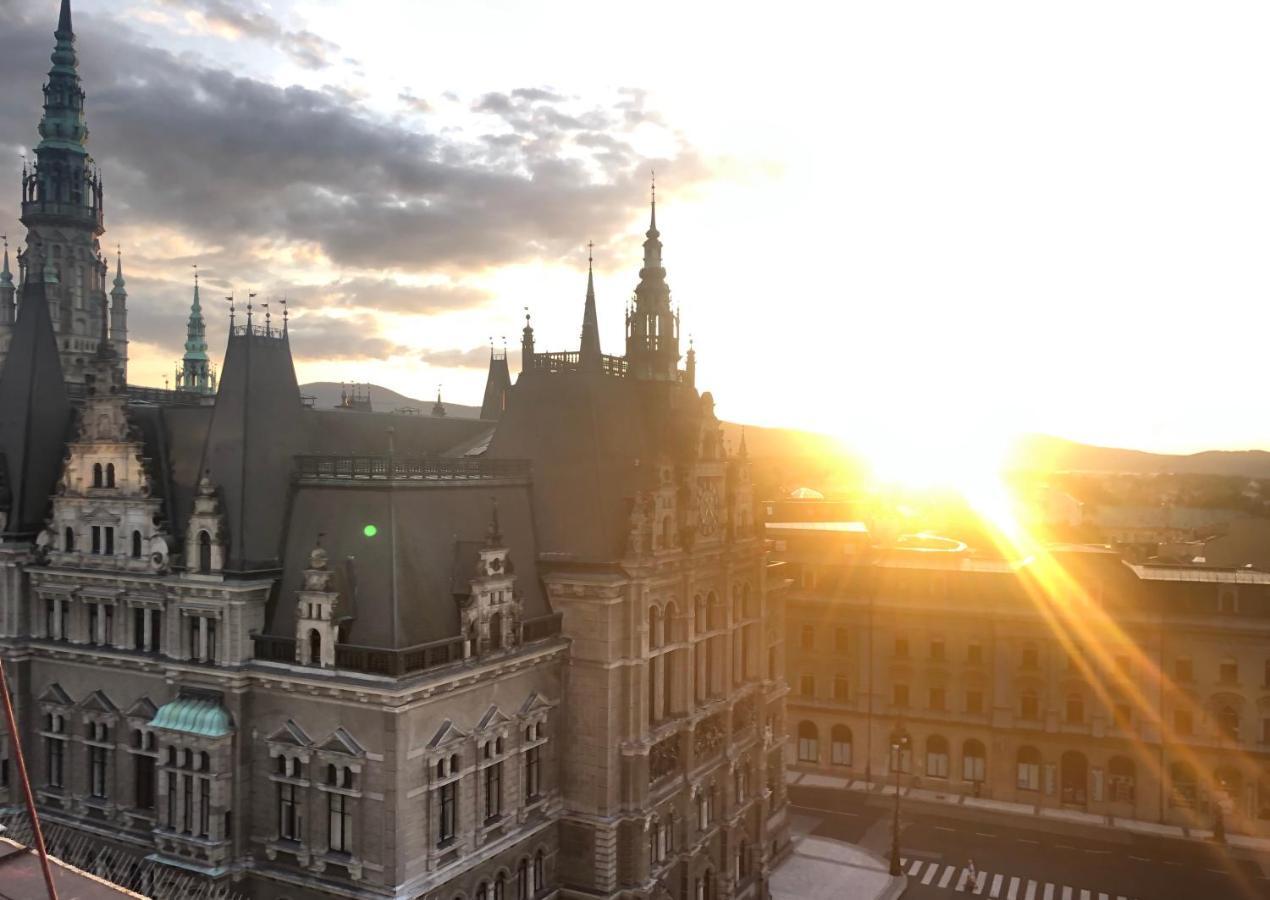 Old Town Boutique Apartments Liberec Esterno foto